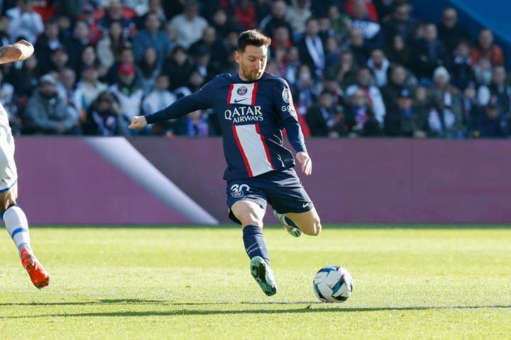 锋线位置上 锋线位置上