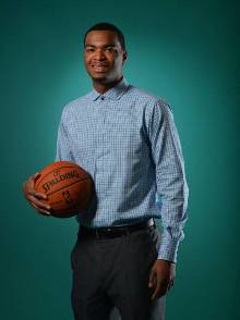 内双线作战 内双线作战