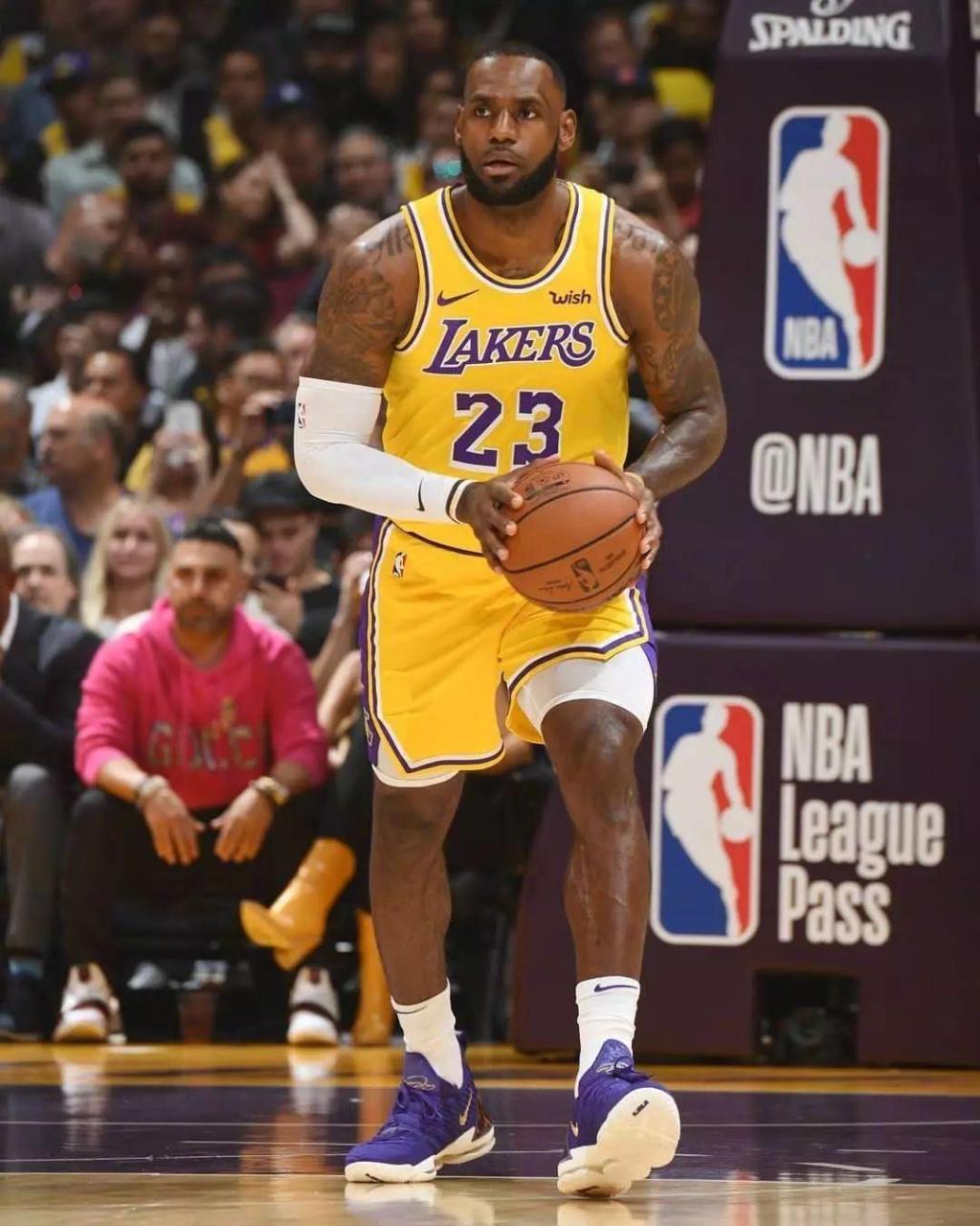 连锁反应 连锁反应